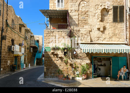 Israel, North district, Galiläa, Acre (Akko), alte Stadt, UNESCO, Ottoman, Salah Ve Bazri Straße entlang Kaimauer Stockfoto