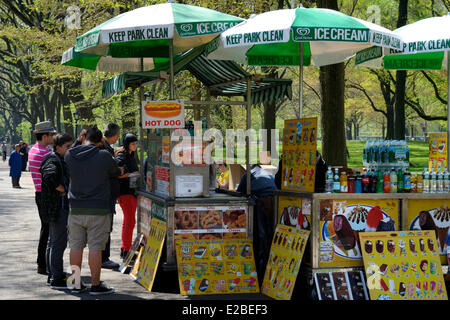 USA, New York City, Manhattan, Central Park, Hot-Dog, Getränke und Eis-Hersteller Stockfoto