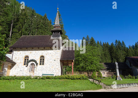 Italien, Trentino-Südtirol, Bozen Provinz, Dolomiten, UNESCO, Fanes Senes Prags natürlichen park, Kapelle der Pragser Wildsee Stockfoto
