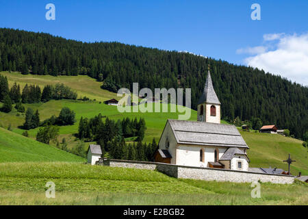 Italien, Trentino-Südtirol, Bozen Provinz, Dolomiten, Reithose, Kapelle von San Vito Stockfoto