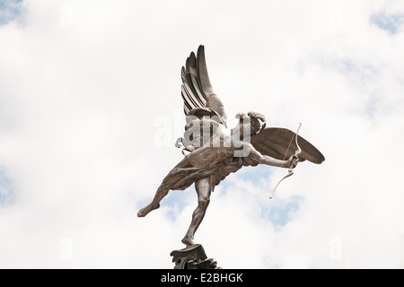 Statue des Eros am Piccadilly Circus in London UK Stockfoto