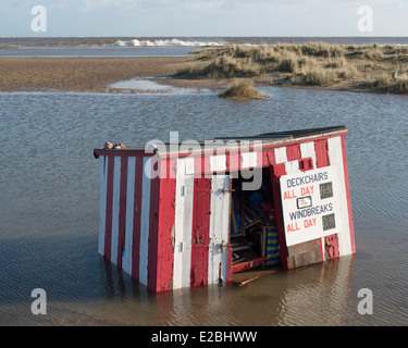 Die Folgen der Flutwelle von Dezember 2013 bei Great Yarmouth Strandpromenade, Norfolk Stockfoto