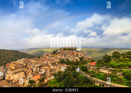 Panoramablick von Ragusa Ibla Stockfoto