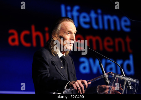 Gordon Lightfoot liefert seine Dankesrede bei den 25. SOCAN Awards Stockfoto