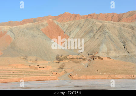 China, Qinghai, Amdo, Gu Chu zugefrorenen Fluss (Longwu He), Nomad Dorf Stockfoto