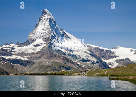 Schweiz, Kanton Wallis, Zermatt, den Stellisee-See und das Matterhorn (4478 m) Stockfoto