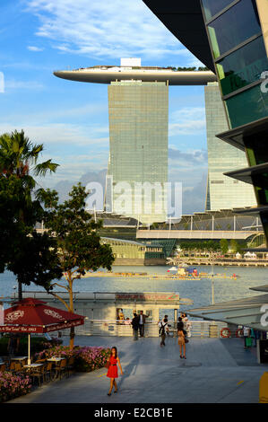 Singapur, Marina Bay, das Hotel Marina Bay Sands eröffnet im Jahr 2010 vom Architekten Moshe Safdie Stockfoto