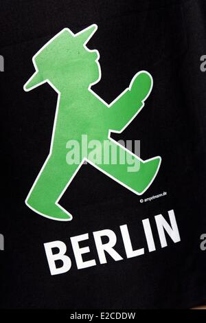 Deutschland, Berlin, Shop Ampelmann Galerie Shop widmet sich rote und grüne Zeichnungen auf Ampeln für Fußgänger Stockfoto