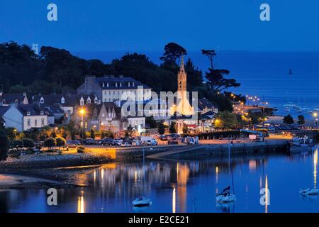 Frankreich, Finistere, Benodet, Blick von der Brücke der Cornouaille über die Mündung des Flusses Odet Stockfoto