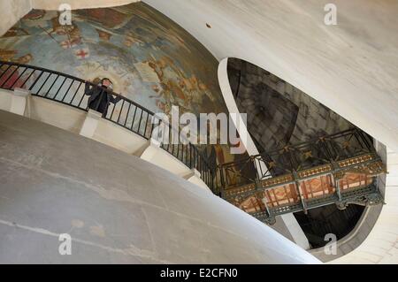 Frankreich, Paris, Pantheon, Blick auf die drei Kuppeln und obenliegende Oculus enthüllt das Fresko die Apotheose des St. Genevieve Stockfoto