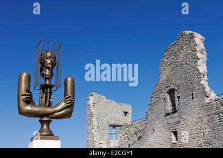 Frankreich, Vaucluse, Lacoste, dessen Burg im Besitz des Marquis de Sade Stockfoto