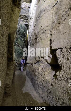 Israel, Jerusalem, die Heilige Stadt, die Altstadt als Weltkulturerbe der UNESCO, Kotel u-Bahn entlang der westlichen Wand verlassene ehemalige Aquädukt von der Hasmonäer durch den Bau des zweiten Tempels Stockfoto