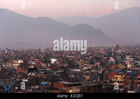 Nepal, Kathmandu-Tal, als Weltkulturerbe der UNESCO, Blick auf Kathmandu aufgeführt Stockfoto