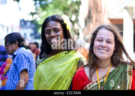 TORONTO, ONTARIO/Kanada - 13 Juli: Anhänger von Lord Krishna feiern während der 41. Annual Festival of India am 13 Juli 201 Stockfoto