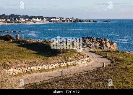 Frankreich-Loire-Atlantique-Batz Sur Mer le Grand Blockhaus zu Fuß entlang der wilden Küste trail Stockfoto