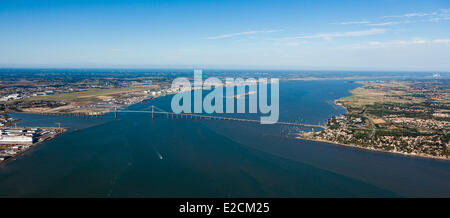 Frankreich-Loire-Atlantique Saint-Nazaire die Brücke über der Mündung des Flusses Loire (Luftbild) Stockfoto