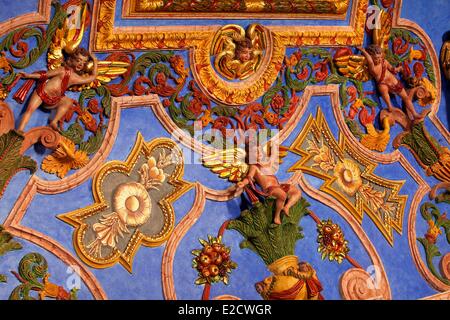 Frankreich Hautes Alpes Parc Naturel Regional du Queyras (natürlichen regionalen Park von Queyras) Molines En Queyras Kirche des St. Romain Stockfoto