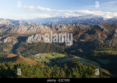 Spanien Provinz Asturien Picos de Europa Nationalpark gesehen aus der Sicht von Fito Stockfoto