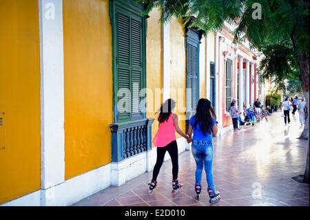 Waren Lima Barranco Bezirk Kolonialgebäude der Parque municipal de Barranco Stockfoto