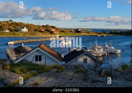 Angelboot/Fischerboot im Hafen von Ekenas Schweden Vastra Gotaland Koster-Inseln Sydkoster Stockfoto