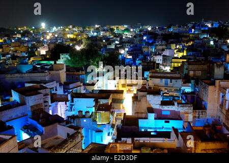 Indien Rajasthan Jodhpur Nachtszene in der Altstadt Stockfoto