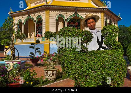 Vietnam Tay Ninh Provinz Stadt von Tay Ninh Frauen üben die inländischen Ritus im Tempel Cao Dai Thanh, dass Stockfoto