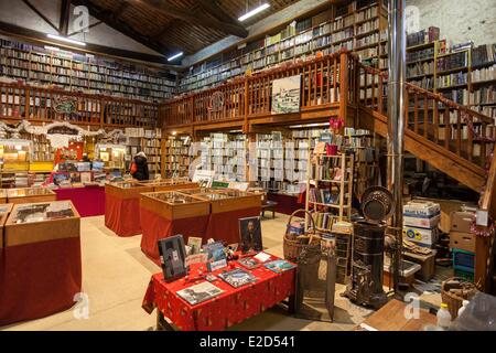 Frankreich Aude Ginestas Le Somail Canal du Midi-Bereich als Weltkulturerbe der UNESCO aufgeführt Somail Buchhandlung Stockfoto