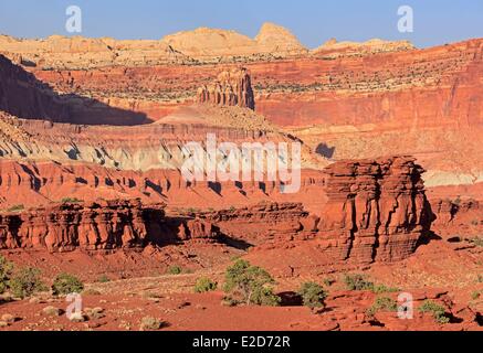 Vereinigten Staaten Utah Colorado Plateau Capitol Reef National Park der Burg bei Sonnenuntergang vom Panorama-Punkt Stockfoto