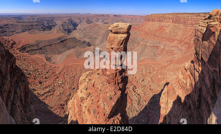 Vereinigten Staaten Utah Colorado Plateau Cedar Mesa Blick auf San Juan River Canyon von Alternativsäge Punkt Stockfoto