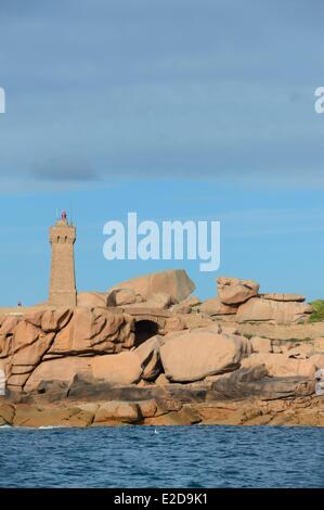 Frankreich Cotes d ' Armor Cote de Granit Rose (rosa Granit Küste) Perros Guirec Ploumanach Pointe de Squewel und meine Ruz Stockfoto