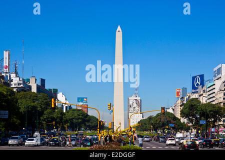 Argentinien Buenos Aires der Obelisk in Plaza De La Republica Stockfoto