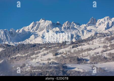 Frankreich Savoie Doucy Combelouviere Tarentaise Skigebiet La Vanoise-massiv Chaine De La Lauziere und den Grand Pic De La Stockfoto