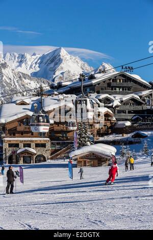 Frankreich Savoie Courchevel 1850 La Croisette Blick auf Le Grand Bec (Alt: 3398 m) und La Pointe du Vallonnet (Alt: 3372 m) an der Stockfoto