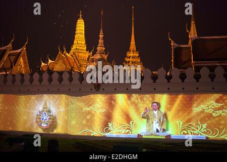 Thailand Bangkok Wat Phra Kaew Grand Palace Sanam Luang Park des Königs Geburtstag (12.05.2011) Beleuchtung Stockfoto