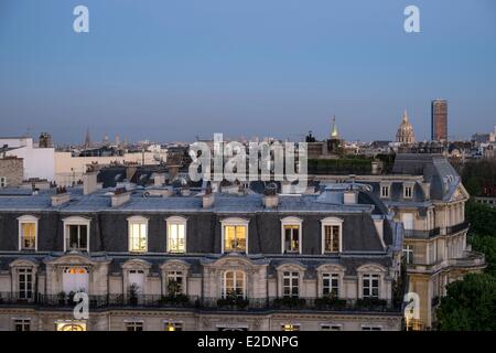 Frankreich Paris Dach Parisian Bau der Kuppel von Menschen mit Behinderungen und den Montparnasse-Turm Stockfoto