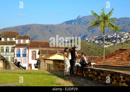 Brasilien Bundesstaates Minas Gerais, Ouro Preto als Weltkulturerbe durch die UNESCO Gstreet Szene im Stadtzentrum und seiner barocken