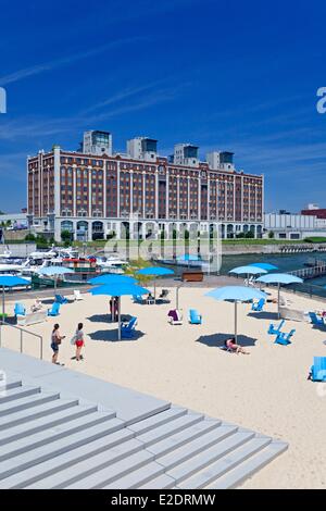 Provinz Kanada Quebec Montreal alten Hafen der Strand La Plage de l ' Horloge urban Concept inspiriert von Paris Plages in Frankreich Stockfoto