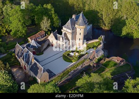 Frankreich Dordogne Perigord Noir (Périgord) Thonac das Schloss der Belcayre an den Ufern des Flusses Vézère (Luftbild) Stockfoto