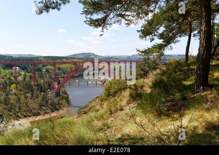 France Cantal Ruynes En Margeride der Truyere River Canyon und Garabit-Viadukt von Gustave Eiffel gebaut Stockfoto