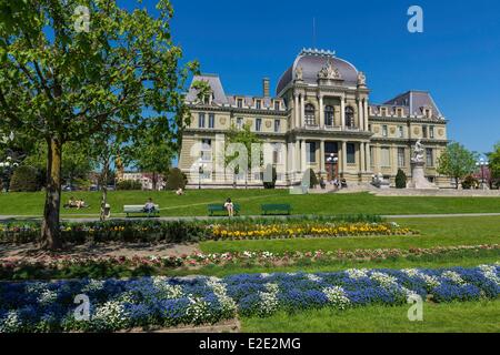 Schweiz Kanton Vaud Lausanne Gerichtsgebäuden und Statue von William Tell Stockfoto