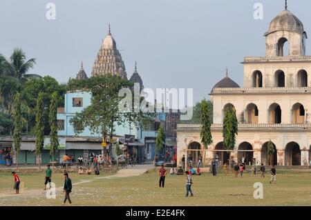 Bangladesch Puthia Puthia Temple Complex aus einem Cluster von alten Hindu-Tempel (19. Jahrhundert)-Shiva-Tempel (1823 besteht) und Stockfoto