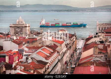 Portugal, Lissabon, Rua Aurea und Rua Augusta Bogen mit Tejo Stockfoto