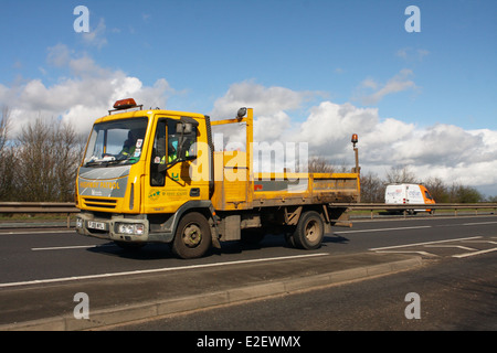 Autobahnpolizei LKW Reisen entlang der Schnellstraße A46 in Leicestershire Stockfoto