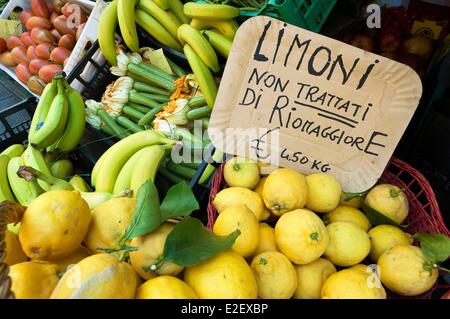 Italien, Ligurien, Cinque Terre Nationalpark als UNESCO-Welterbe von UNESCO, Riomaggiore, lokale Zitronen aufgeführt Stockfoto