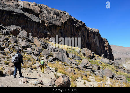 Peru-Arequipa Provinz Chivay Mismi Vulkan (5597 m) die Mismi wurde als die am weitesten entfernten Quelle des Amazonas fest identifiziert. Stockfoto