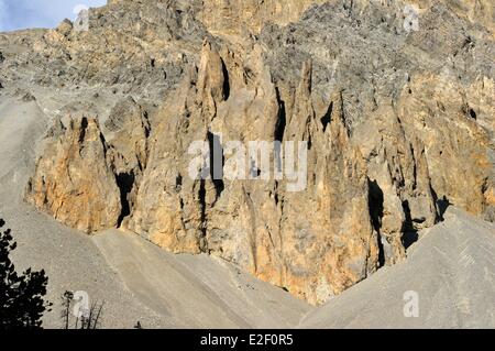 Frankreich, Hautes Alpes, natürlichen Regionalpark Queyras Mondlandschaft der Casse Deserte Abstieg des Col d ' Izoard Stockfoto