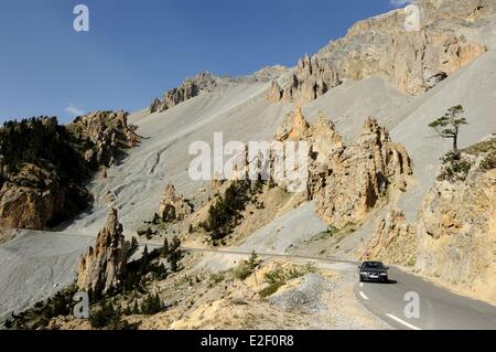 Frankreich, Hautes Alpes, natürlichen Regionalpark Queyras Mondlandschaft der Casse Deserte Abstieg des Col d ' Izoard Stockfoto