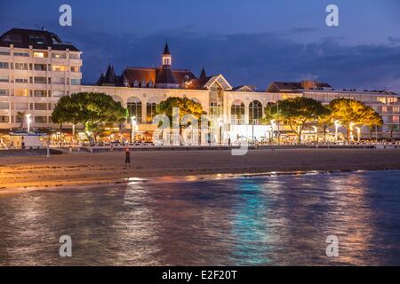 Frankreich, le Bassin d ' Arcachon, Arcachon, der Uferpromenade und der Konferenzsaal Stockfoto