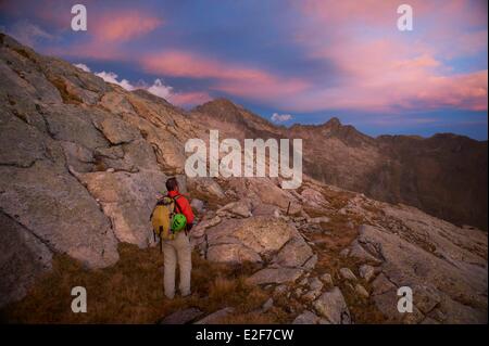 Frankreich, Haute Garonne, Klettern die Grate Boum Maupas, Wandern zwischen Maupas Zuflucht und Pic du Boum Stockfoto