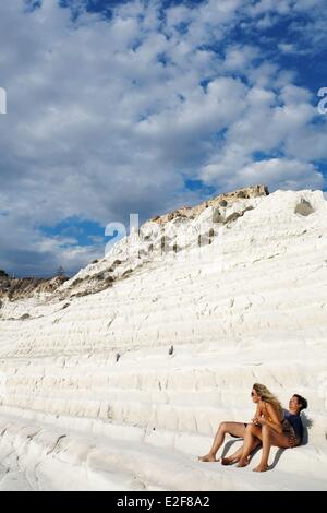 Italien, Sizilien, Provinz Agrigent, Realmonte, Scala dei Turchi (Türkische Treppe), rock-Formation in den Klippen Stockfoto